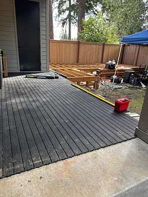 Modern_Rustic_Deckhouse_Sia_Decks (5)