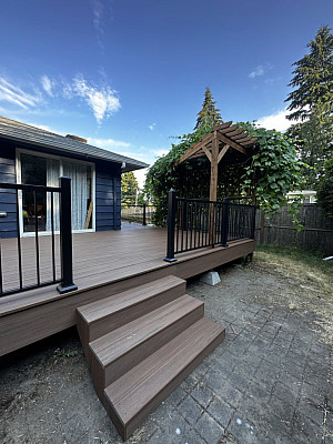 The_Cedar_Deck_Retreat_SIA_Builds_1 (3)